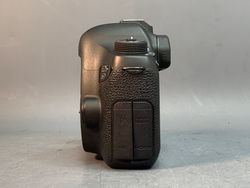 Canon EOS 6D 877 кадров