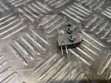 Лягушка переднего тормоза Yamaha FZ1 Fazer RN17