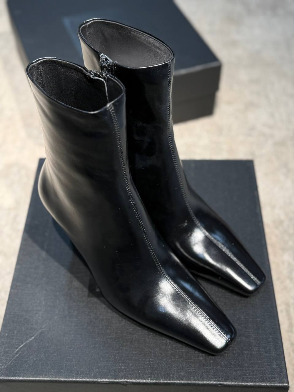 Ботильоны Yves Saint Laurent