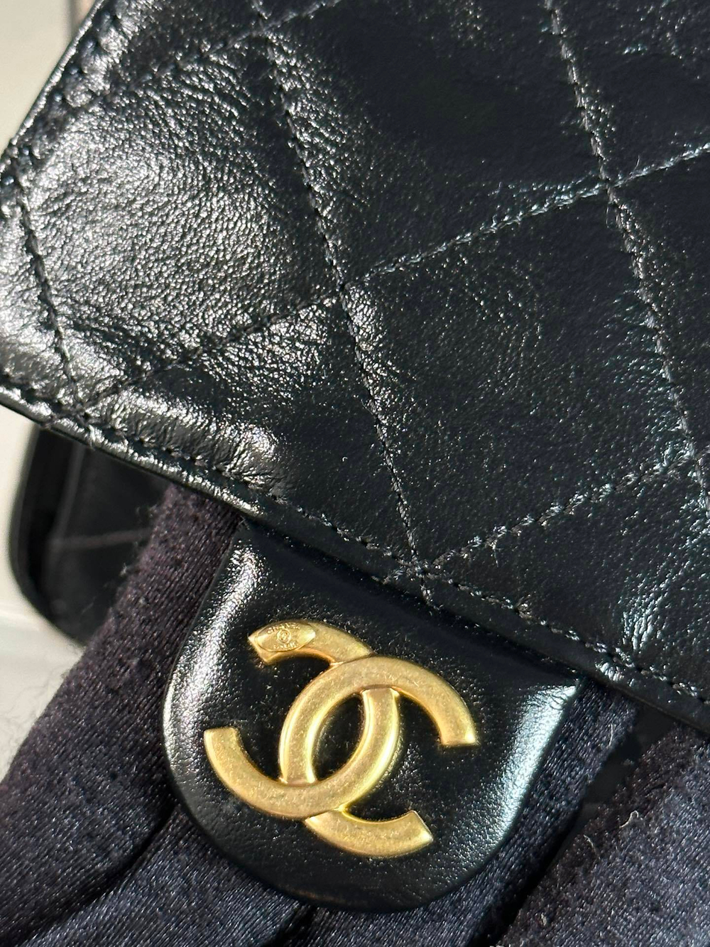 Chanel 25 Small Handbag 30 cm