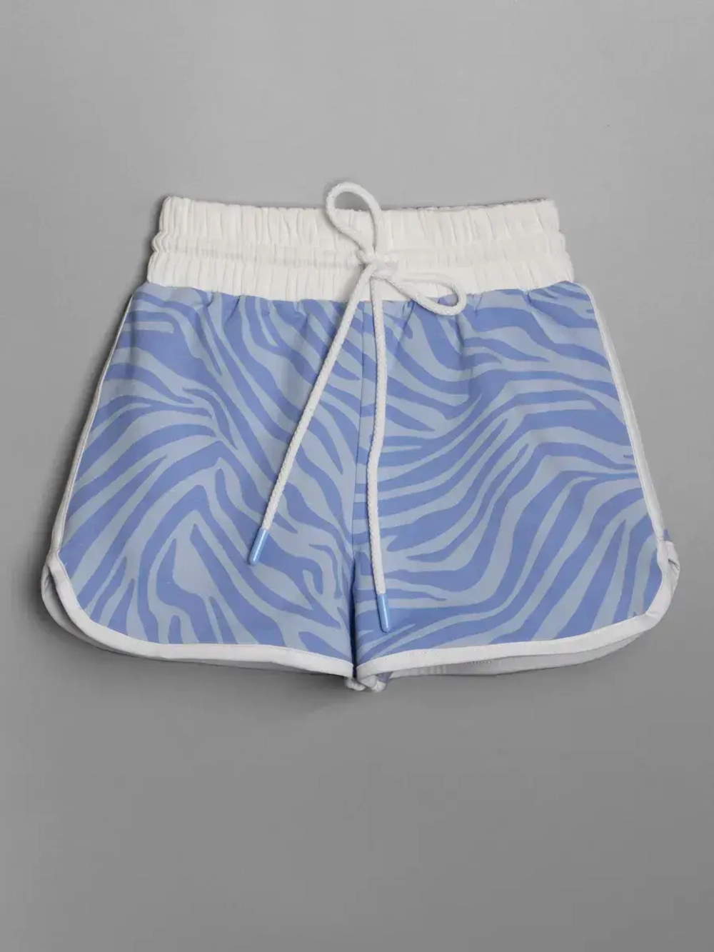 Костюм для девочки спортивный с шортами