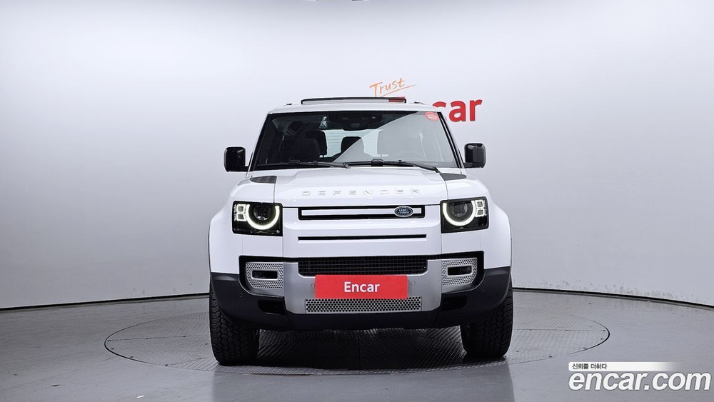 Land Rover Defender (L663) 90 D250 SE (12.2023)