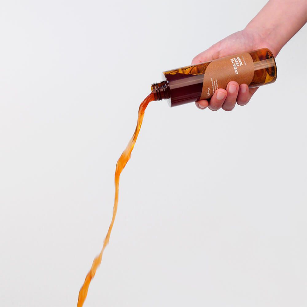 Освежающий бесспиртовой тонер на основе зелёного чая 80% IsNtree Green Tea Fresh Toner 200 мл