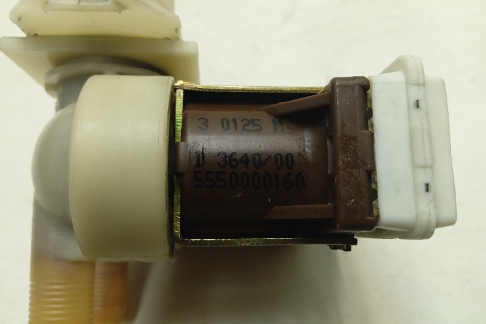 S1WTF3002A кт143 Клапан подачи воды для стиральной машины Siemens S1WTF3002A б/у