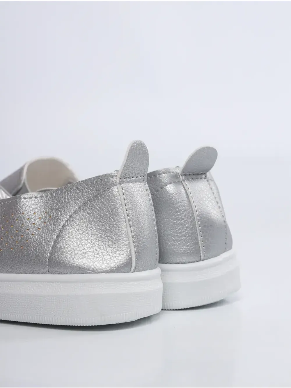 Мокасины летние с перфорацией