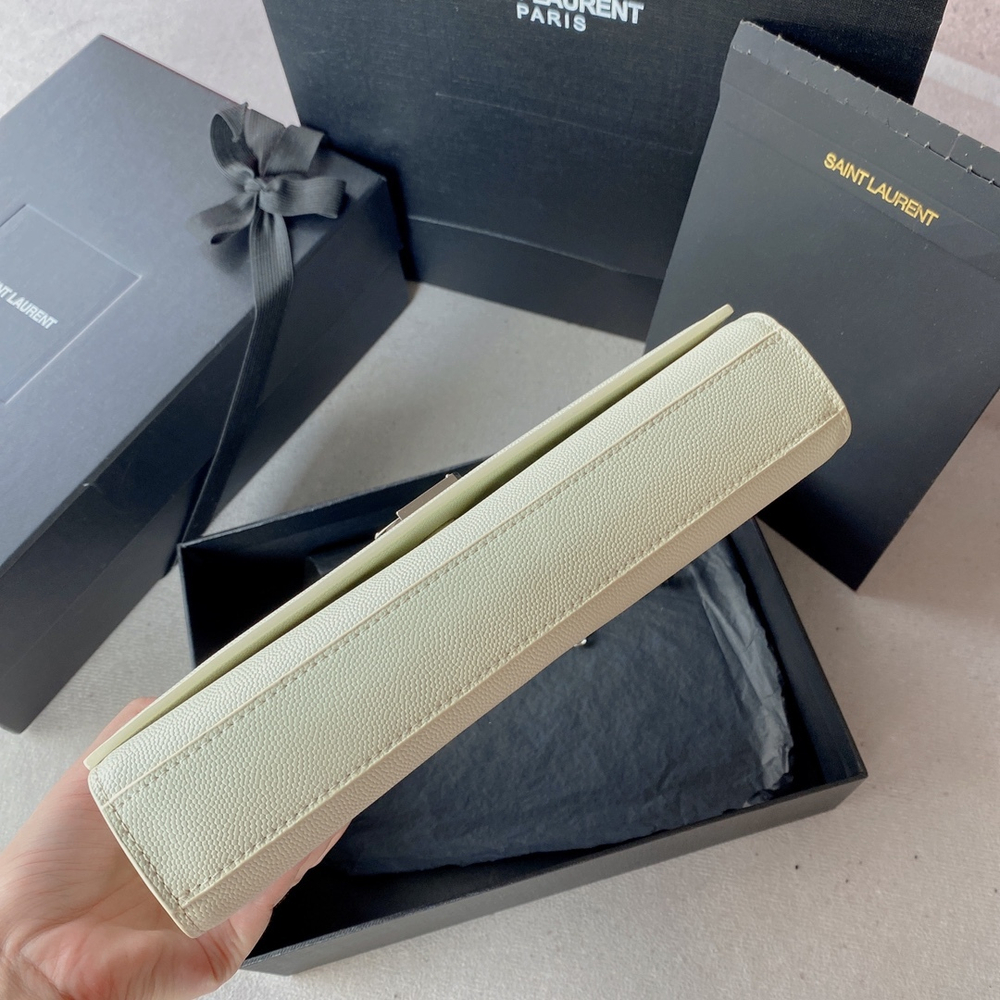 YSL Kate Medium 24 cm