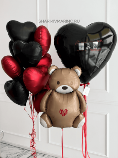 «Сердечный дуэт: фольгированный мишка и композиция из шаров ко Дню влюблённых»