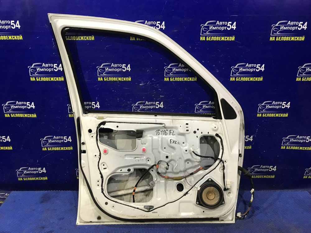 Дверь передняя левая TOYOTA RAUM 1997-2003