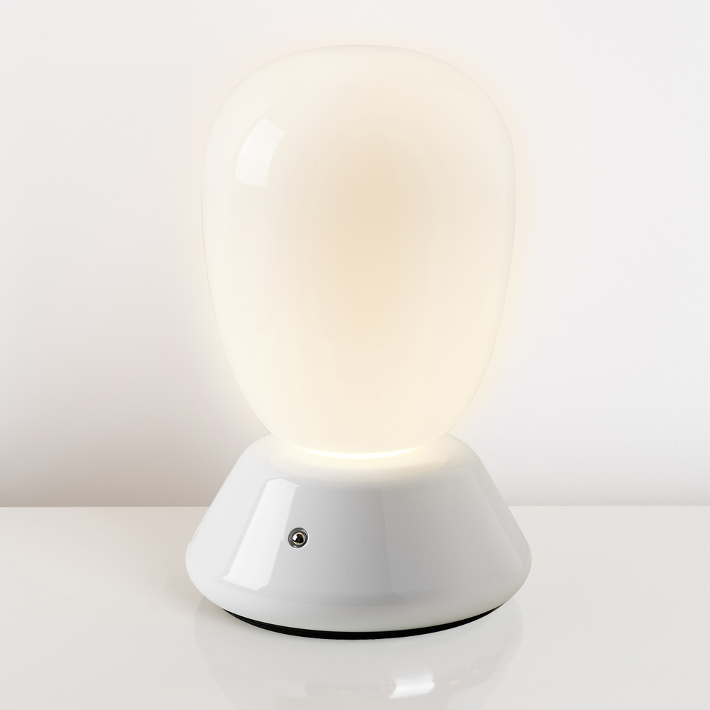 807916 Настольная лампа UOVO III LED 10W 800LM G БЕЛЫЙ 3000K