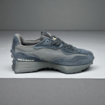 New Balance 327 • Blue