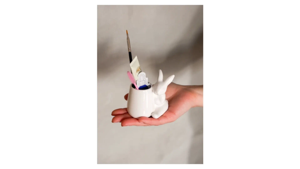 Стакан для ватных палочек Claystreet Кролики - чистюли 8 см