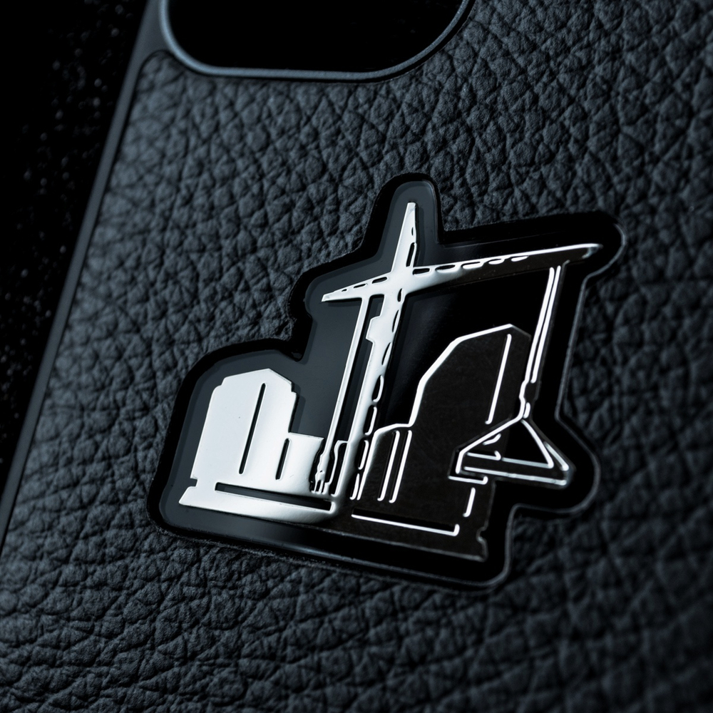 Шикарный Эксклюзивный чехол iPhone строительство - Euphoria HM Premium - натуральная кожа, ювелирный сплав, купить