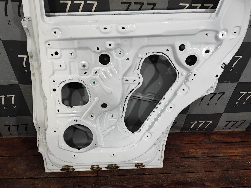 Дверь задняя правая Geely Tugella 19-нв Б/У Оригинал 5081048000C15