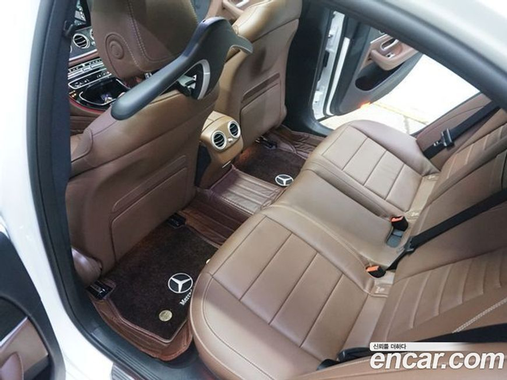 Mercedes-Benz E-Class W213 E250 Avangarde (11.2023)