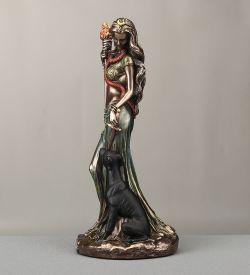 Veronese WS-1321 Статуэтка «Геката - богиня волшебства и всего таинственного»