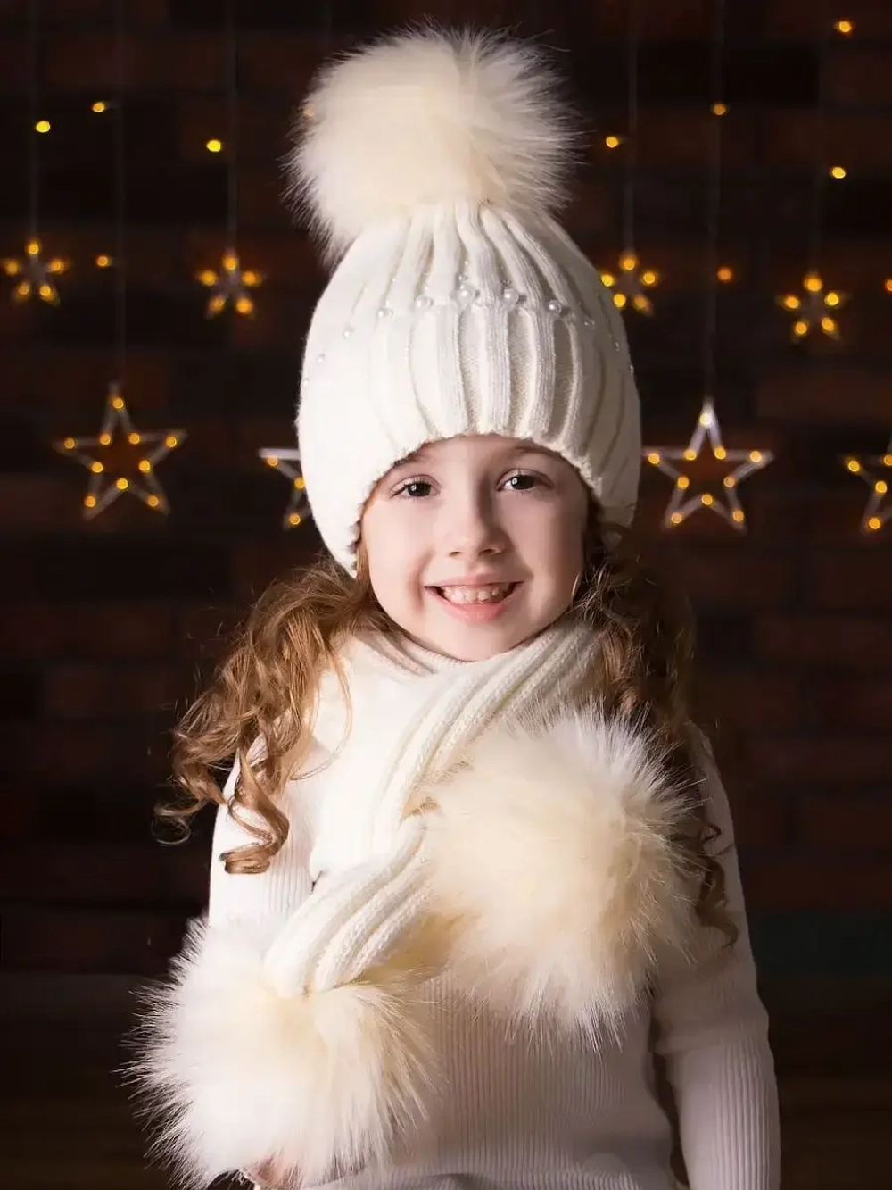 Шапка для девочки зимняя вязаная и шарф