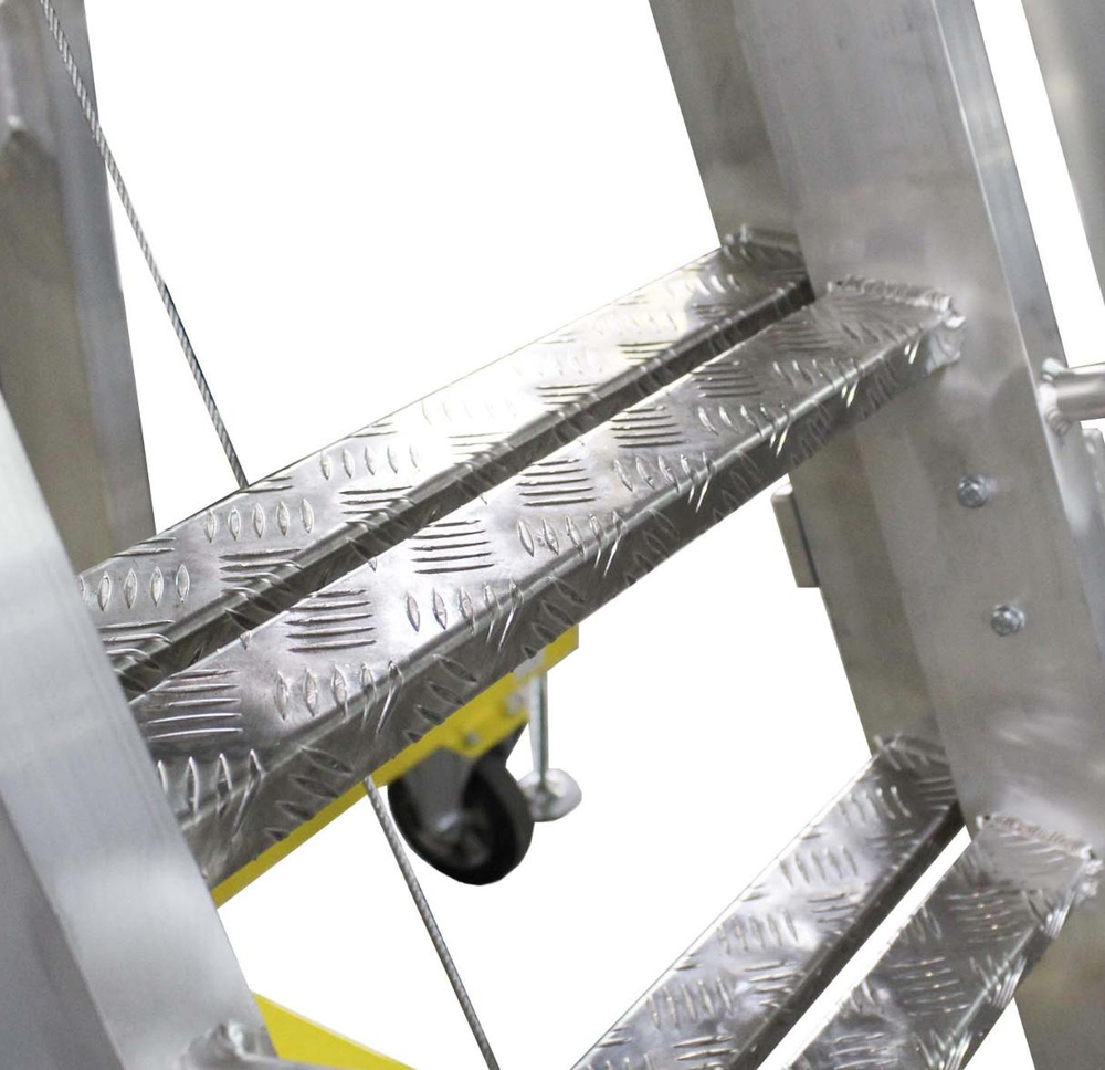 Вышка-стремянка алюминиевая для нефтяной промышленности MEGAL ВСА-5,0Н (3,6-5,0)