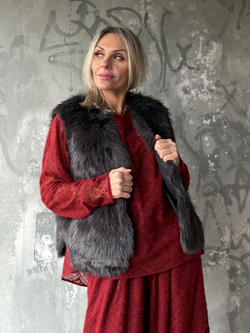 Жилет / графит  / с люрексом