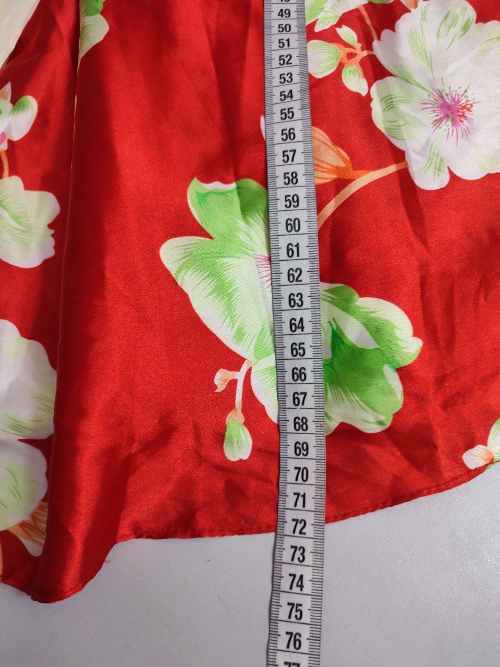 Платье Made in Kyrgyzstan с цветами на 8 лет, новое