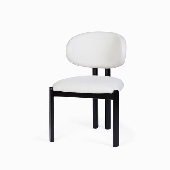 Стул Grace деревянный каркас и белая ткань