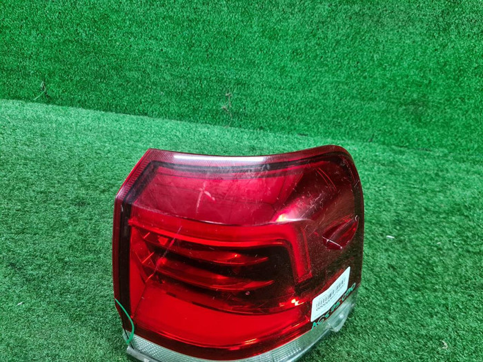 Фонарь правый внешний Land Cruiser 200 (2015-2021)