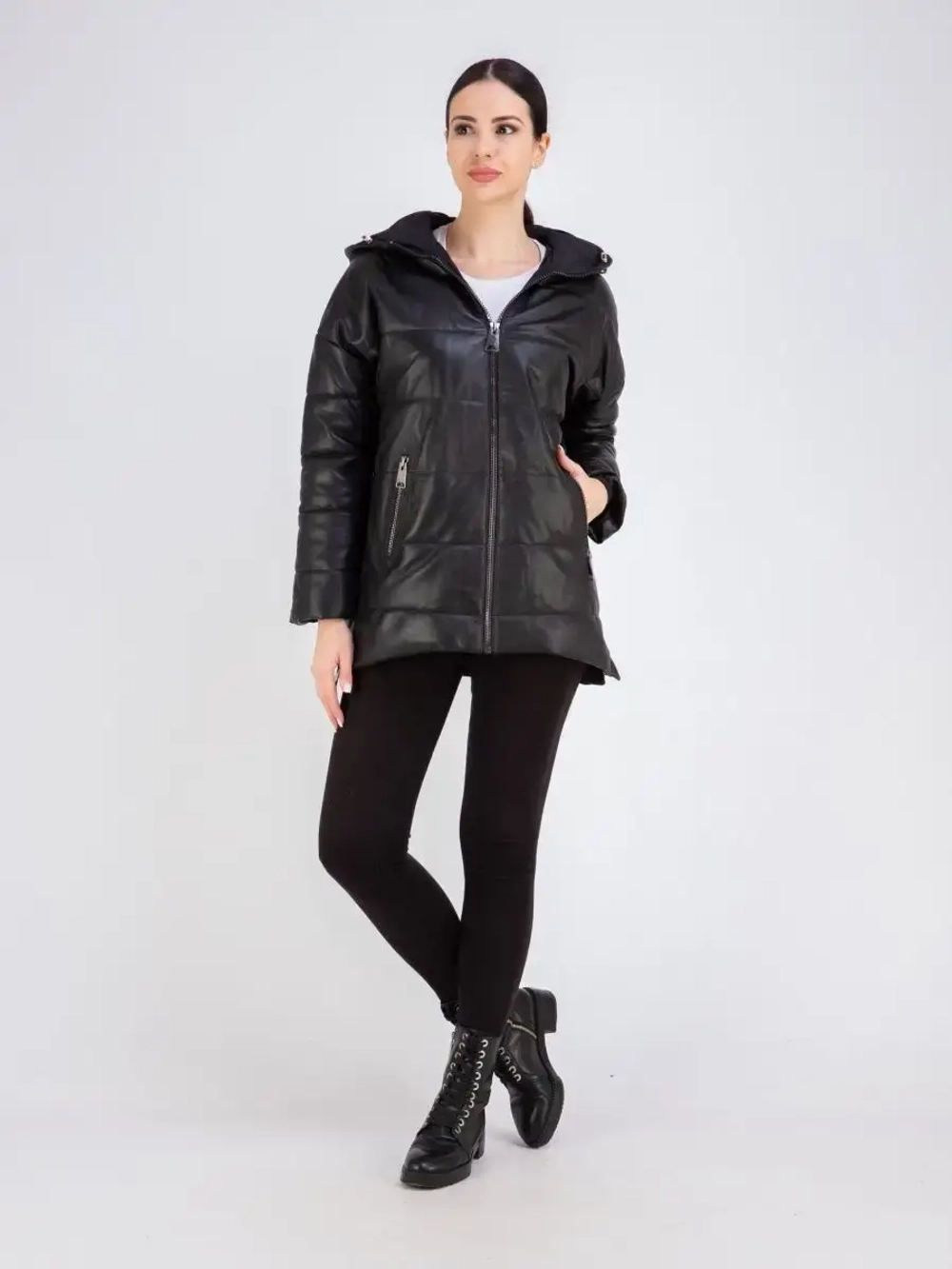 Куртка женская кожаная утепленная с капюшоном