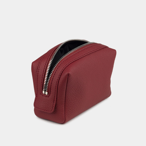 Косметичка кожаная Mignon вишневого цвета
