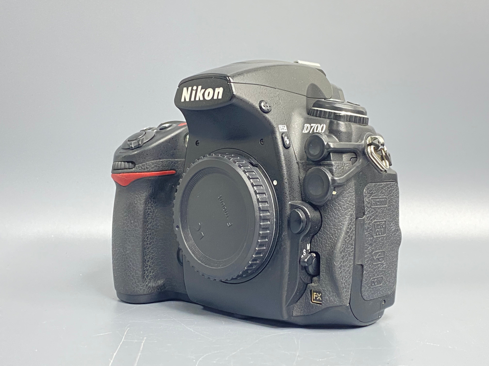 Nikon D700 43500 кадров