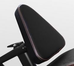 Скамья для жима наклонная Bronze Gym BR-1014