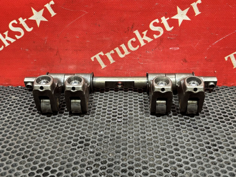 Вал рокеров в сборе 2021г