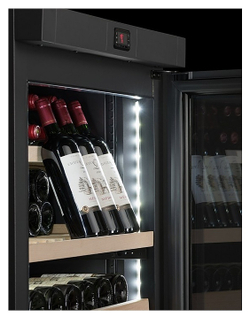 Винный шкаф La Sommeliere VIP330V