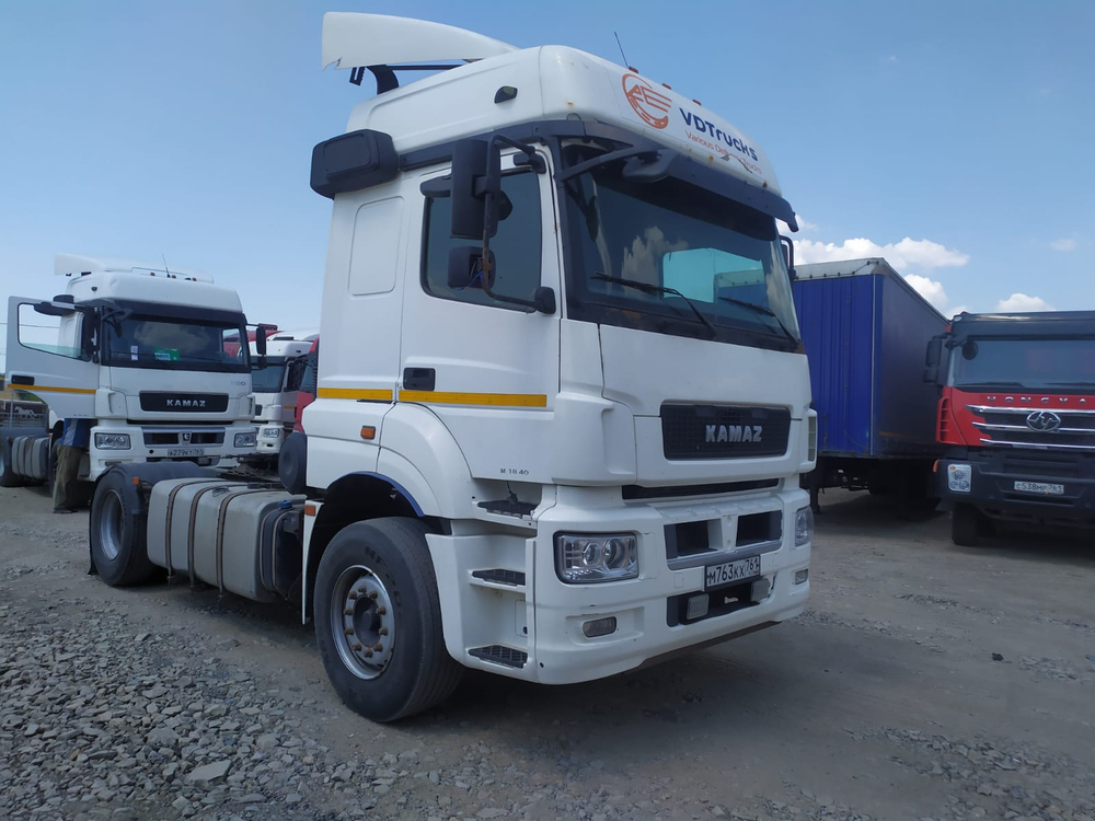 КамАЗ 5490 4x2 Седельный тягач 5490-032-87(S5) NEO (Дизельный, 12,0 л, 401 л.с., МТ)