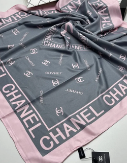 Шёлковый платок Chanel