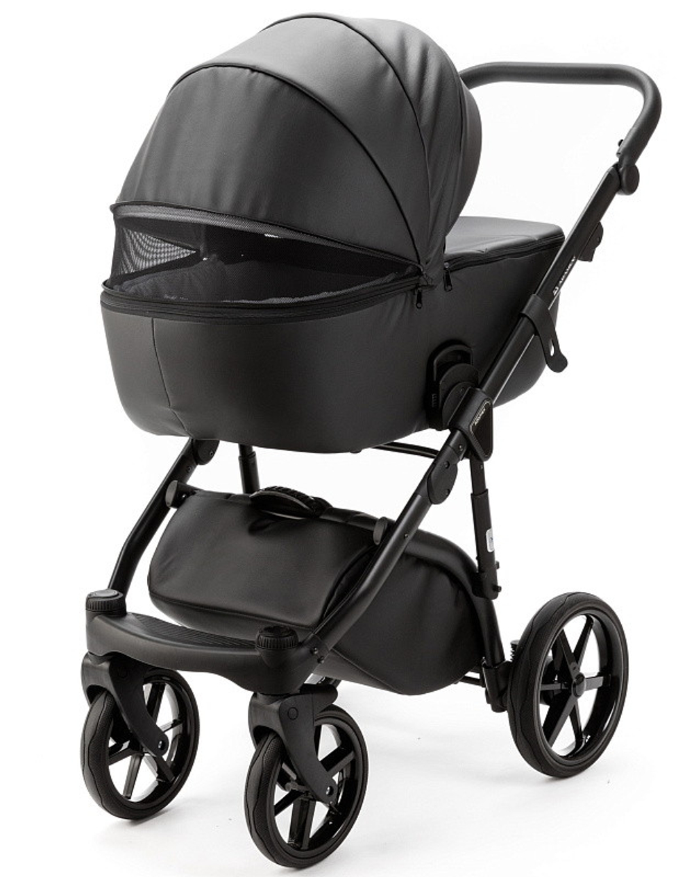 Детская коляска Adamex Nola Deluxe 3 в 1 N-SA02 (ЧЕРНАЯ КОЖА)