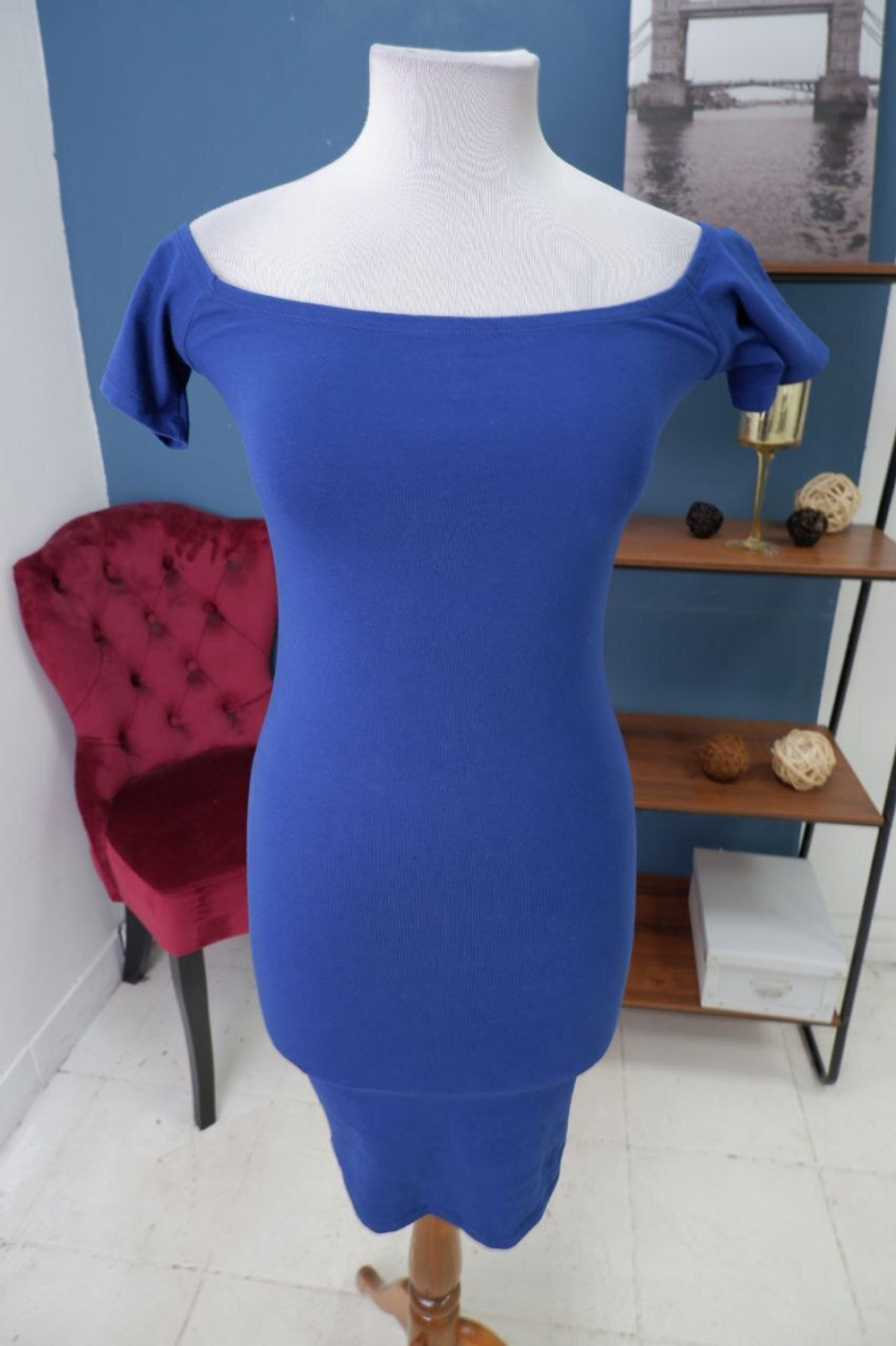 Платье Amisu однотонное 44 размер