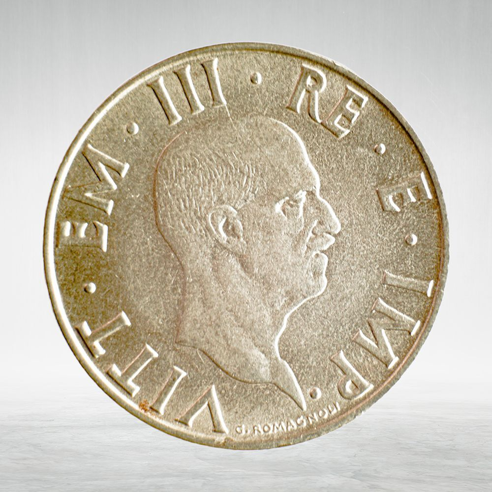 Italy 2 Lire 1939 R "Eagle and Fasces – Victor Emmanuel III", AU