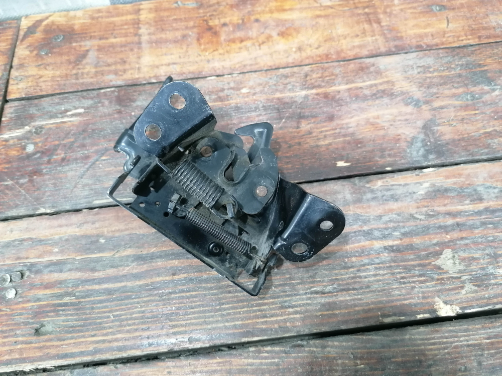 Замок капота JAC J7 20-нв Б/У Оригинал 8250100U7300