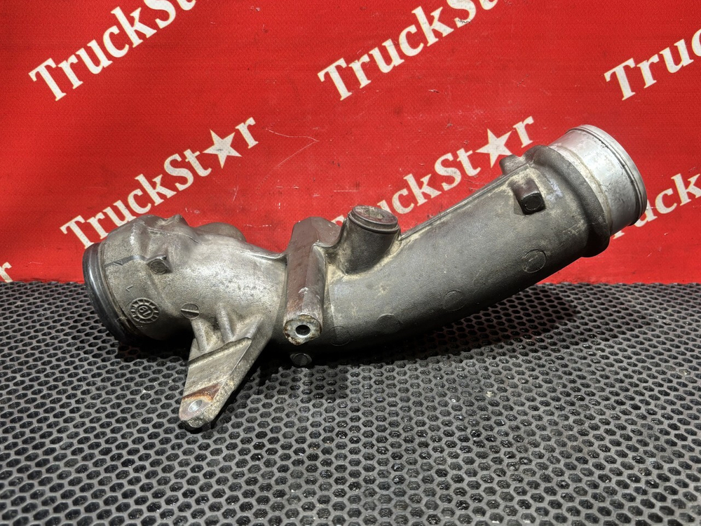 Патрубок системы охлаждения 2019г.