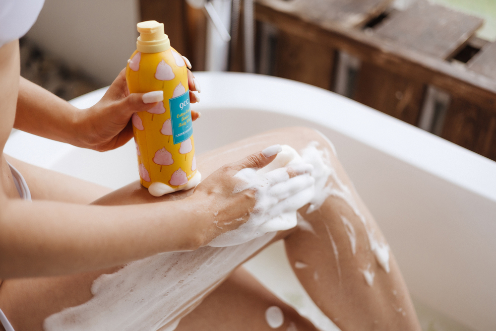 9CC Гель-пена для душа c аминокислотами и ароматом сахарной ваты - Cotton candy body wash, 350мл, шт