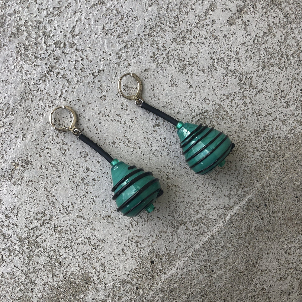 Серьги из муранского стекла. Застежка левербек.