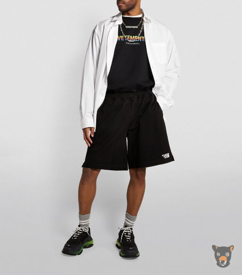 Футболка Vetements "Think Differently" черная