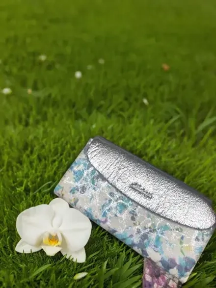 Компактный кошелек из лазерной натуральной кожи