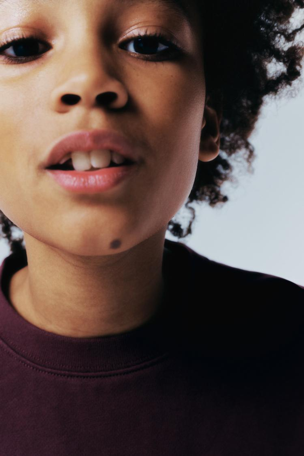 ZARA ФУТБОЛКА ИЗ ФУТЕРА, БУРГУНДИ