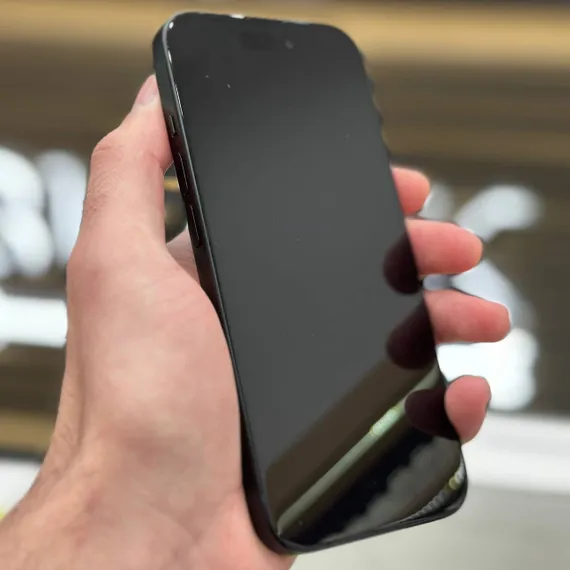 Б/У Телефон Apple iPhone 15 128Gb Black 85% (MPMXP56QK6)