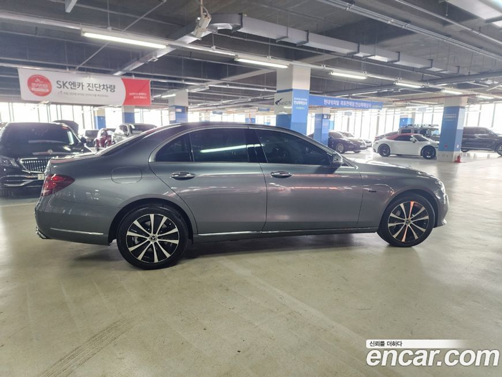 Mercedes-Benz E-Class W213 E300e 4MATIC Exclusive (06.2020)