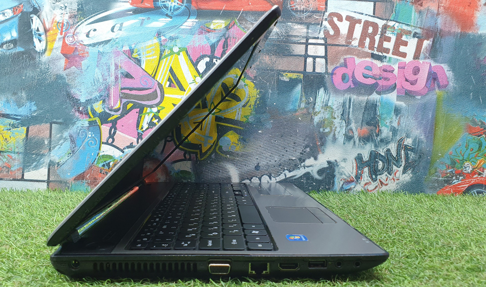 Ноутбук ACER i3/6 Gb