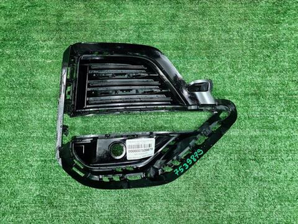 Накладка ПТФ правая Chery Tiggo 8 Pro (2021-2024)