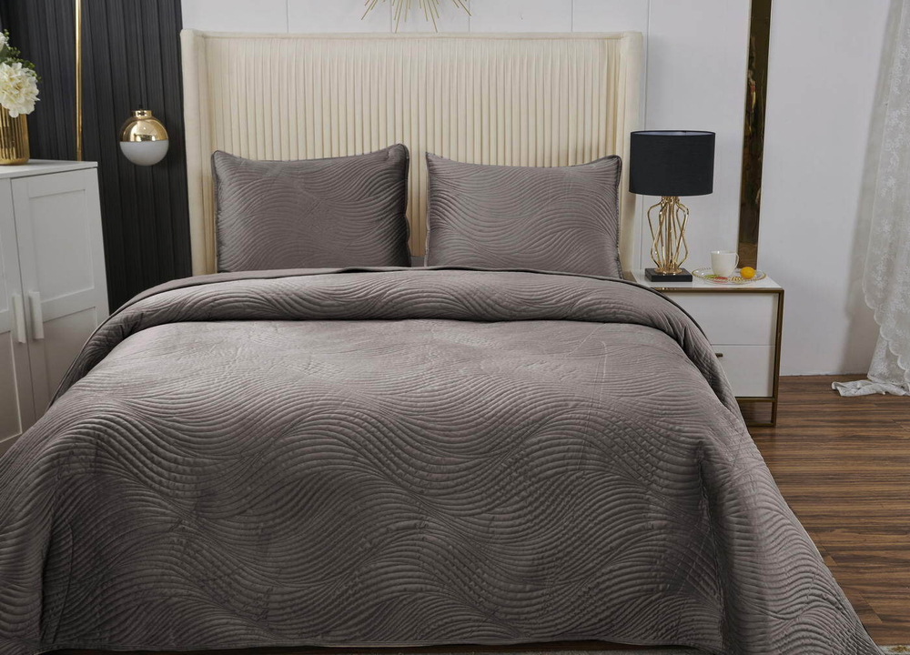 Покрывало 240х260 и 2 наволочки 50x70 Sofi De MarkO Жизель мокко