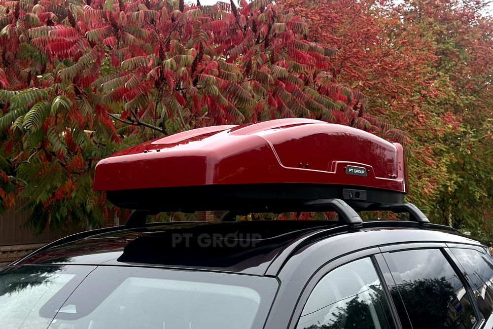 Автобокс на крышу автомобиля "Space Luxe" двустороннее открывание (красный) / PT-Group
