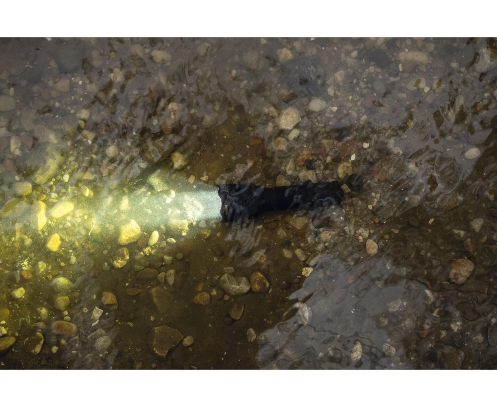 Фонарь Armytek Viking F01802W 2330 люмен (теплый свет)